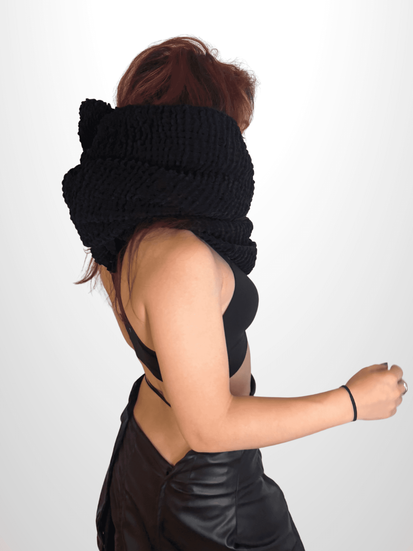 DRIP DROP SCARF in black — accessories by Berlakva, photo 2